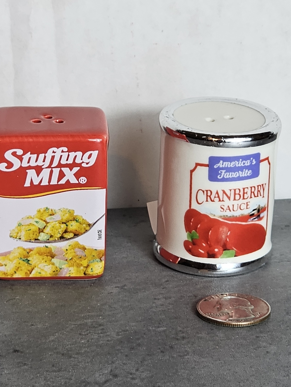 Stuffing Mix & Cranberry Sauce Salt and Pepper Shaker Set - Red and White